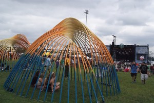 forecastle onlookers